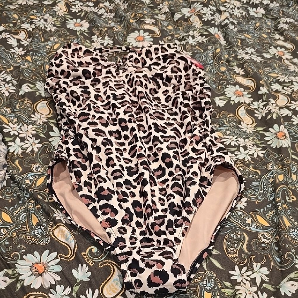 Isabel Maternity by Ingrid & Isabel Leopard Print One Piece - Picture 3 of 5